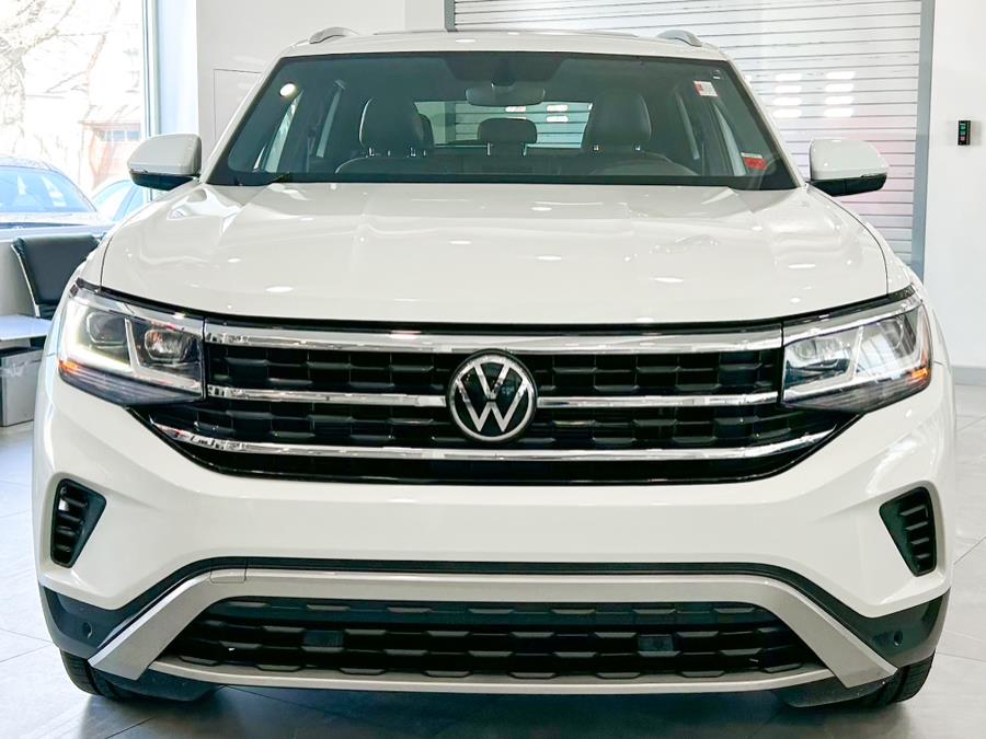 2021 Volkswagen Atlas Cross Sport 3.6L V6 SE w/Technology FWD, available for sale in Franklin Square, New York | Luxury Motor Club. Franklin Square, New York 2021 Volkswagen Atlas Cross Sport 3.6L V6 SE w/Technology FWD, available for sale in Franklin Square, New York | Luxury Motor Club. Franklin Square, New York