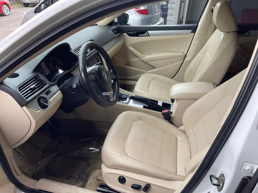 2012 Volkswagen Passat 4dr Sdn 2.5L Auto SE PZEV, available for sale in Garden Grove, California | U Save Auto Auction. Garden Grove, California 2012 Volkswagen Passat 4dr Sdn 2.5L Auto SE PZEV, available for sale in Garden Grove, California | U Save Auto Auction. Garden Grove, California
