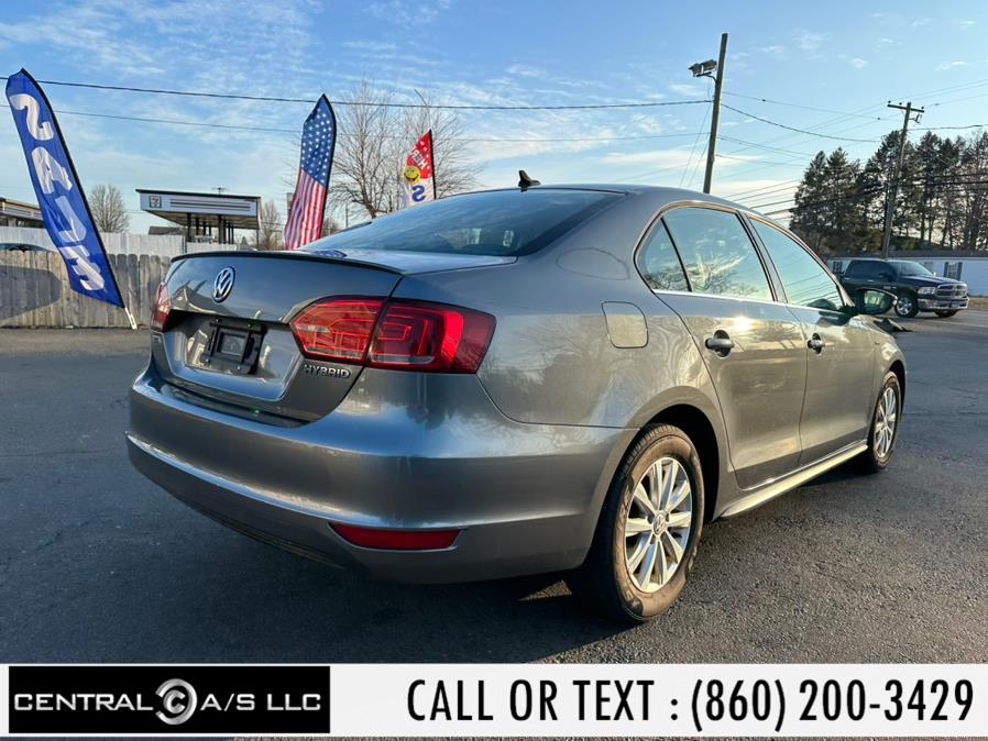 2014 Volkswagen Jetta Sedan 4dr DSG Hybrid SE, available for sale in East Windsor, Connecticut | Central A/S LLC. East Windsor, Connecticut 2014 Volkswagen Jetta Sedan 4dr DSG Hybrid SE, available for sale in East Windsor, Connecticut | Central A/S LLC. East Windsor, Connecticut