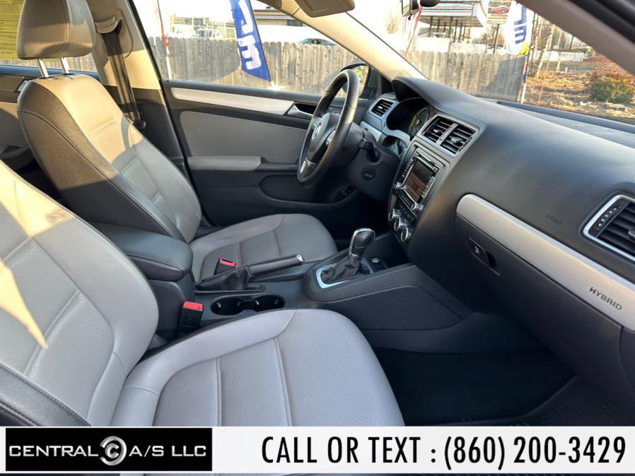 2014 Volkswagen Jetta Sedan 4dr DSG Hybrid SE, available for sale in East Windsor, Connecticut | Central A/S LLC. East Windsor, Connecticut 2014 Volkswagen Jetta Sedan 4dr DSG Hybrid SE, available for sale in East Windsor, Connecticut | Central A/S LLC. East Windsor, Connecticut