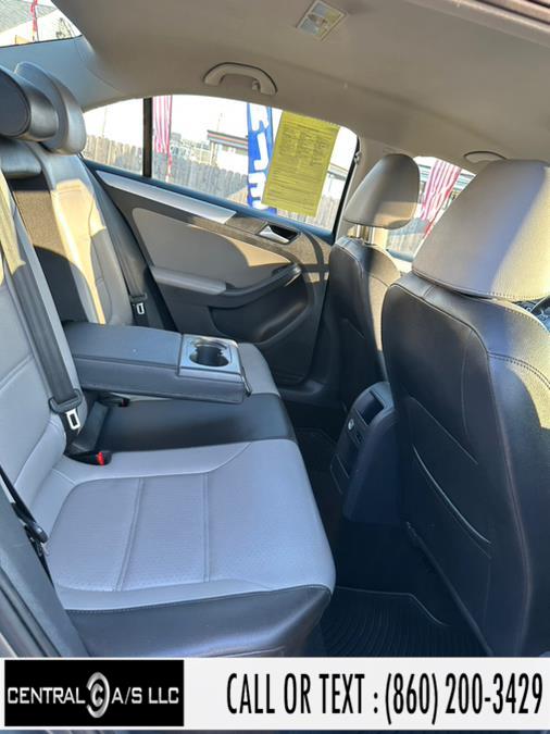 2014 Volkswagen Jetta Sedan 4dr DSG Hybrid SE, available for sale in East Windsor, Connecticut | Central A/S LLC. East Windsor, Connecticut 2014 Volkswagen Jetta Sedan 4dr DSG Hybrid SE, available for sale in East Windsor, Connecticut | Central A/S LLC. East Windsor, Connecticut
