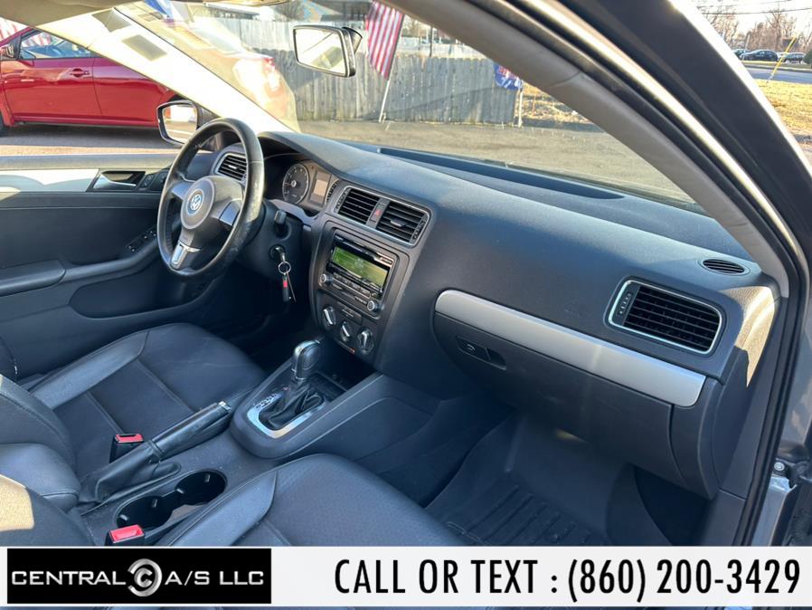 2013 Volkswagen Jetta Sedan 4dr Auto SE w/Convenience PZEV *Ltd Avail*, available for sale in East Windsor, Connecticut | Central A/S LLC. East Windsor, Connecticut 2013 Volkswagen Jetta Sedan 4dr Auto SE w/Convenience PZEV *Ltd Avail*, available for sale in East Windsor, Connecticut | Central A/S LLC. East Windsor, Connecticut