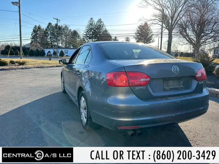 2013 Volkswagen Jetta Sedan 4dr Auto SE w/Convenience PZEV *Ltd Avail*, available for sale in East Windsor, Connecticut | Central A/S LLC. East Windsor, Connecticut 2013 Volkswagen Jetta Sedan 4dr Auto SE w/Convenience PZEV *Ltd Avail*, available for sale in East Windsor, Connecticut | Central A/S LLC. East Windsor, Connecticut