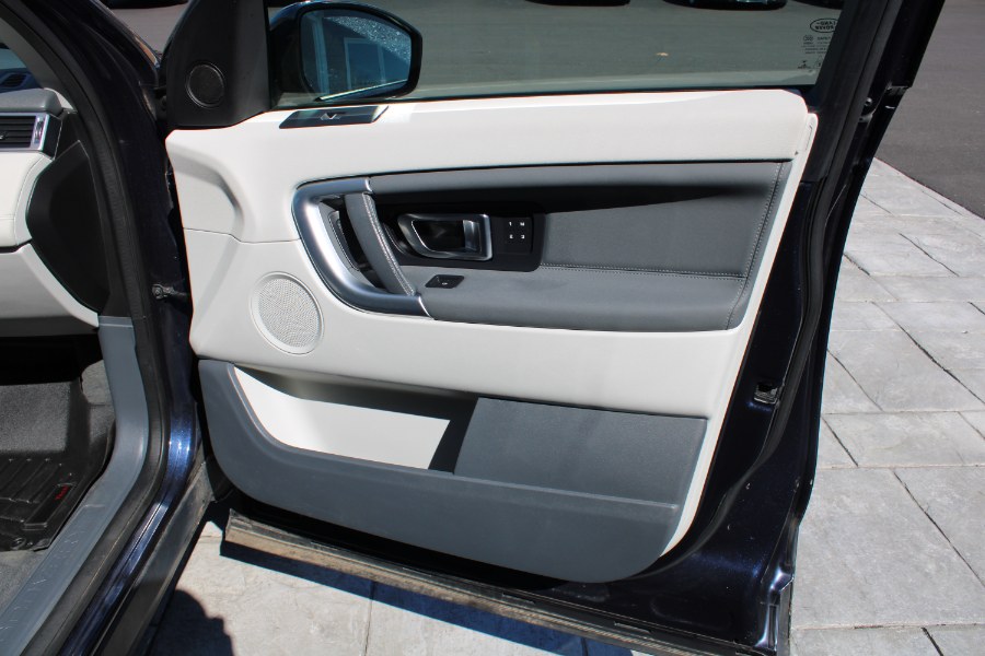 2016 Land Rover Discovery Sport AWD 4dr HSE, available for sale in Plantsville, Connecticut | Auto House of Luxury. Plantsville, Connecticut 2016 Land Rover Discovery Sport AWD 4dr HSE, available for sale in Plantsville, Connecticut | Auto House of Luxury. Plantsville, Connecticut