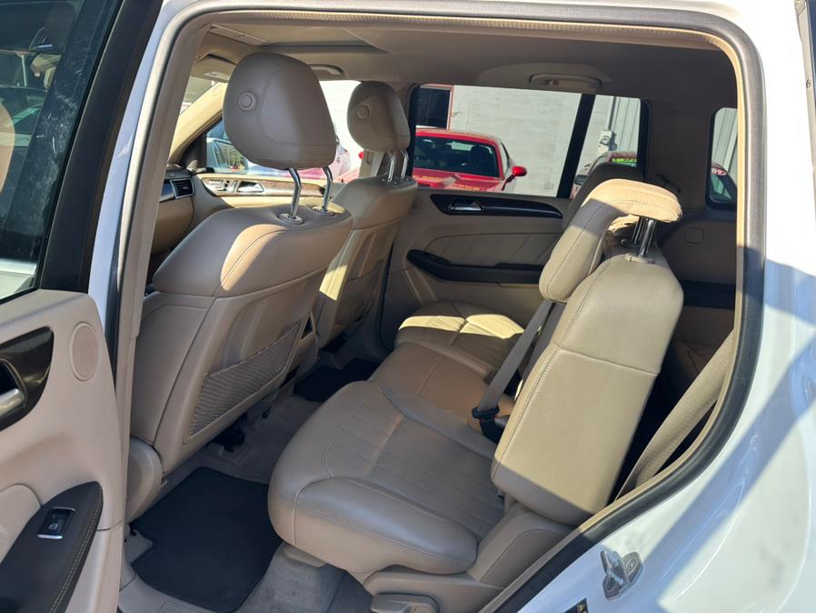 2016 Mercedes-Benz GL 4MATIC 4dr GL450, available for sale in South Windsor, Connecticut | Mike And Tony Auto Sales, Inc. South Windsor, Connecticut 2016 Mercedes-Benz GL 4MATIC 4dr GL450, available for sale in South Windsor, Connecticut | Mike And Tony Auto Sales, Inc. South Windsor, Connecticut