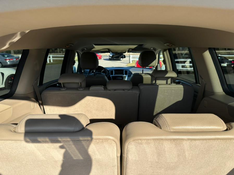 2016 Mercedes-Benz GL 4MATIC 4dr GL450, available for sale in South Windsor, Connecticut | Mike And Tony Auto Sales, Inc. South Windsor, Connecticut 2016 Mercedes-Benz GL 4MATIC 4dr GL450, available for sale in South Windsor, Connecticut | Mike And Tony Auto Sales, Inc. South Windsor, Connecticut