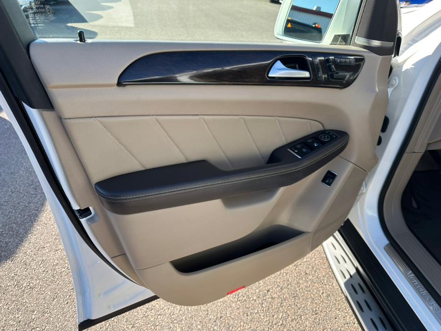 2016 Mercedes-Benz GL 4MATIC 4dr GL450, available for sale in South Windsor, Connecticut | Mike And Tony Auto Sales, Inc. South Windsor, Connecticut 2016 Mercedes-Benz GL 4MATIC 4dr GL450, available for sale in South Windsor, Connecticut | Mike And Tony Auto Sales, Inc. South Windsor, Connecticut
