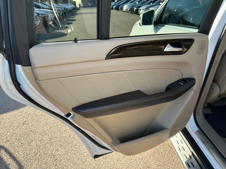 2016 Mercedes-Benz GL 4MATIC 4dr GL450, available for sale in South Windsor, Connecticut | Mike And Tony Auto Sales, Inc. South Windsor, Connecticut 2016 Mercedes-Benz GL 4MATIC 4dr GL450, available for sale in South Windsor, Connecticut | Mike And Tony Auto Sales, Inc. South Windsor, Connecticut