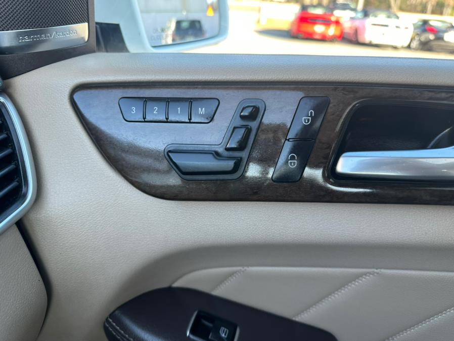 2016 Mercedes-Benz GL 4MATIC 4dr GL450, available for sale in South Windsor, Connecticut | Mike And Tony Auto Sales, Inc. South Windsor, Connecticut 2016 Mercedes-Benz GL 4MATIC 4dr GL450, available for sale in South Windsor, Connecticut | Mike And Tony Auto Sales, Inc. South Windsor, Connecticut