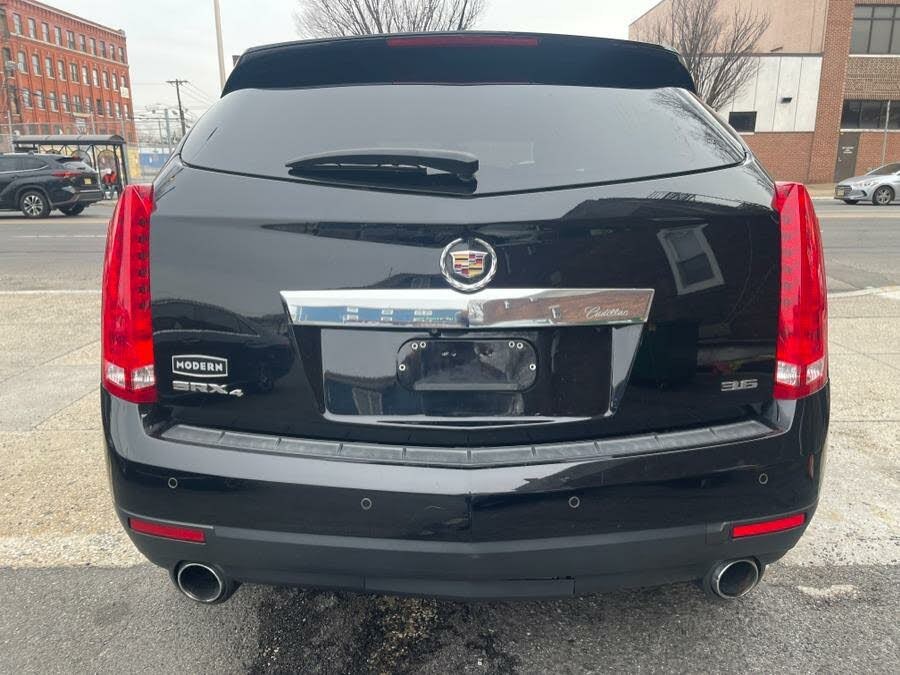 2015 Cadillac SRX AWD 4dr Luxury Collection, available for sale in Newark , New Jersey | Champion Used Auto Sales 2. Newark , New Jersey 2015 Cadillac SRX AWD 4dr Luxury Collection, available for sale in Newark , New Jersey | Champion Used Auto Sales 2. Newark , New Jersey