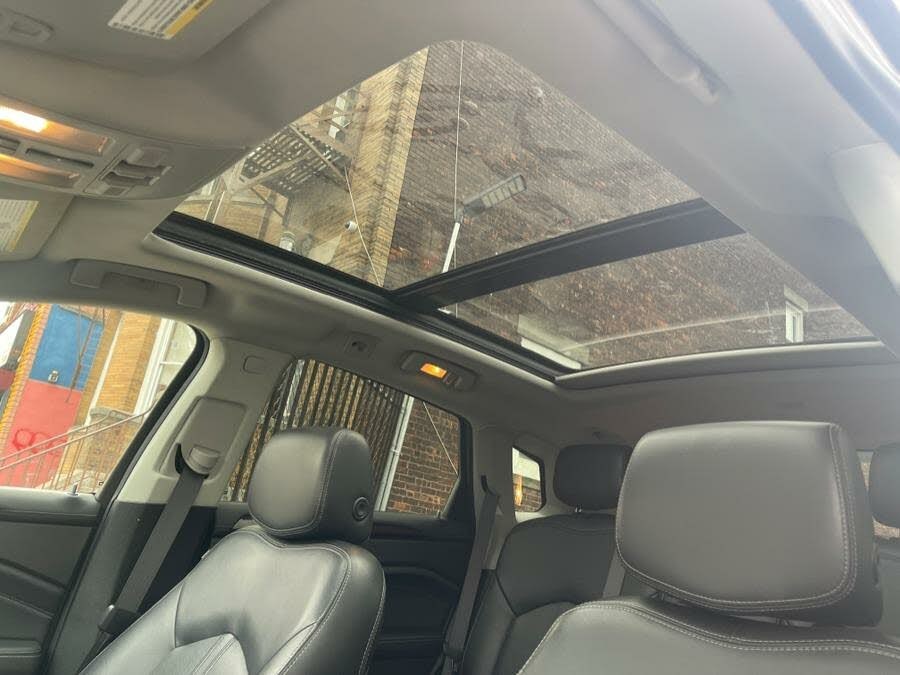 2015 Cadillac SRX AWD 4dr Luxury Collection, available for sale in Newark , New Jersey | Champion Used Auto Sales 2. Newark , New Jersey 2015 Cadillac SRX AWD 4dr Luxury Collection, available for sale in Newark , New Jersey | Champion Used Auto Sales 2. Newark , New Jersey
