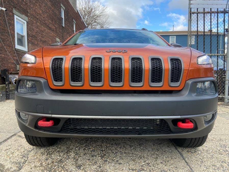 2015 Jeep Cherokee 4WD 4dr Trailhawk, available for sale in Newark , New Jersey | Champion Used Auto Sales 2. Newark , New Jersey 2015 Jeep Cherokee 4WD 4dr Trailhawk, available for sale in Newark , New Jersey | Champion Used Auto Sales 2. Newark , New Jersey