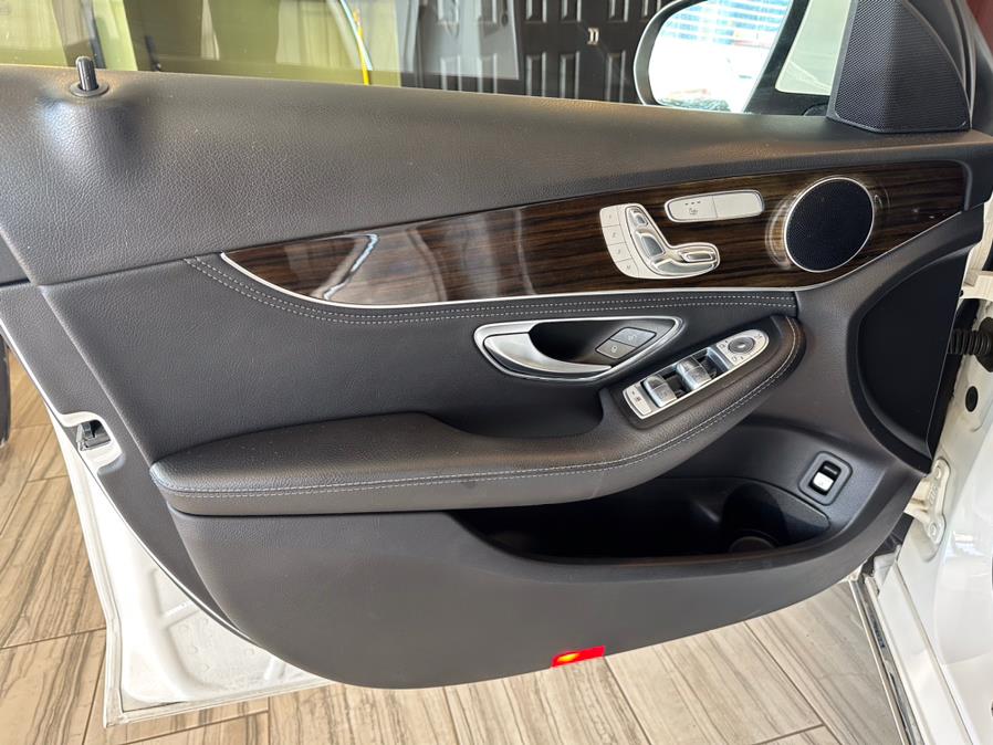 2016 Mercedes-Benz C-Class 4dr Sdn C 300 4MATIC, available for sale in West Hartford, Connecticut | AutoMax. West Hartford, Connecticut 2016 Mercedes-Benz C-Class 4dr Sdn C 300 4MATIC, available for sale in West Hartford, Connecticut | AutoMax. West Hartford, Connecticut