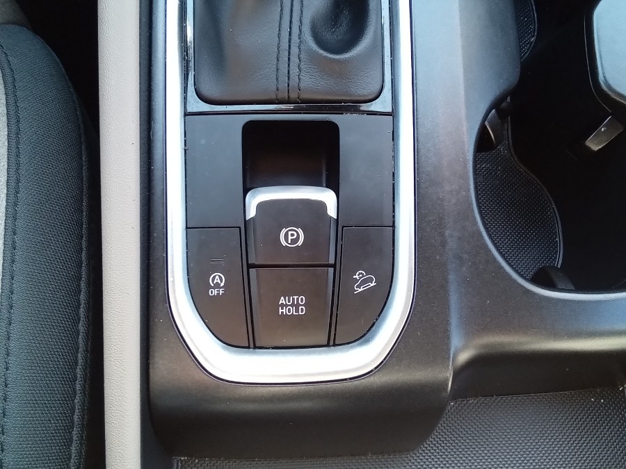 2020 Hyundai Santa Fe SE 2.4L Auto AWD, available for sale in Irvington, New Jersey | NJ Used Cars Center. Irvington, New Jersey 2020 Hyundai Santa Fe SE 2.4L Auto AWD, available for sale in Irvington, New Jersey | NJ Used Cars Center. Irvington, New Jersey