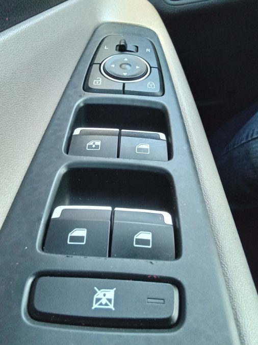 2020 Hyundai Santa Fe SE 2.4L Auto AWD, available for sale in Irvington, New Jersey | NJ Used Cars Center. Irvington, New Jersey 2020 Hyundai Santa Fe SE 2.4L Auto AWD, available for sale in Irvington, New Jersey | NJ Used Cars Center. Irvington, New Jersey