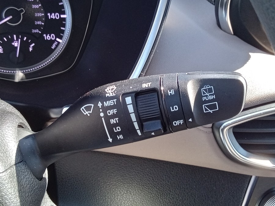 2020 Hyundai Santa Fe SE 2.4L Auto AWD, available for sale in Irvington, New Jersey | NJ Used Cars Center. Irvington, New Jersey 2020 Hyundai Santa Fe SE 2.4L Auto AWD, available for sale in Irvington, New Jersey | NJ Used Cars Center. Irvington, New Jersey