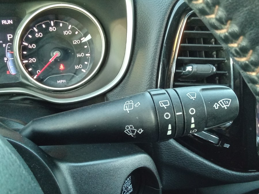 2020 Jeep Compass Limited FWD, available for sale in Irvington, New Jersey | NJ Used Cars Center. Irvington, New Jersey 2020 Jeep Compass Limited FWD, available for sale in Irvington, New Jersey | NJ Used Cars Center. Irvington, New Jersey