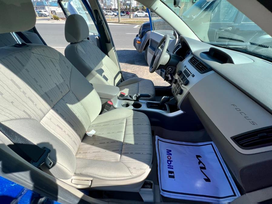 2010 Ford Focus 4dr Sdn SE, available for sale in Wallingford, Connecticut | Wallingford Auto Center LLC. Wallingford, Connecticut 2010 Ford Focus 4dr Sdn SE, available for sale in Wallingford, Connecticut | Wallingford Auto Center LLC. Wallingford, Connecticut