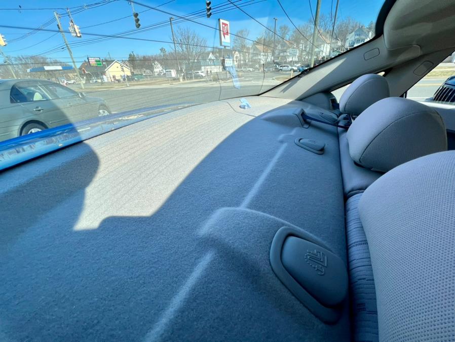 2010 Ford Focus 4dr Sdn SE, available for sale in Wallingford, Connecticut | Wallingford Auto Center LLC. Wallingford, Connecticut 2010 Ford Focus 4dr Sdn SE, available for sale in Wallingford, Connecticut | Wallingford Auto Center LLC. Wallingford, Connecticut