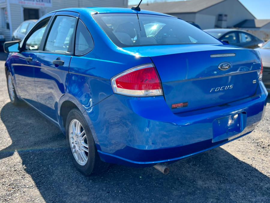 2010 Ford Focus 4dr Sdn SE, available for sale in Wallingford, Connecticut | Wallingford Auto Center LLC. Wallingford, Connecticut 2010 Ford Focus 4dr Sdn SE, available for sale in Wallingford, Connecticut | Wallingford Auto Center LLC. Wallingford, Connecticut