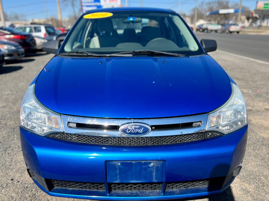 2010 Ford Focus 4dr Sdn SE, available for sale in Wallingford, Connecticut | Wallingford Auto Center LLC. Wallingford, Connecticut 2010 Ford Focus 4dr Sdn SE, available for sale in Wallingford, Connecticut | Wallingford Auto Center LLC. Wallingford, Connecticut