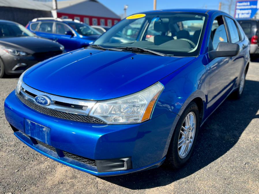 2010 Ford Focus 4dr Sdn SE, available for sale in Wallingford, Connecticut | Wallingford Auto Center LLC. Wallingford, Connecticut 2010 Ford Focus 4dr Sdn SE, available for sale in Wallingford, Connecticut | Wallingford Auto Center LLC. Wallingford, Connecticut