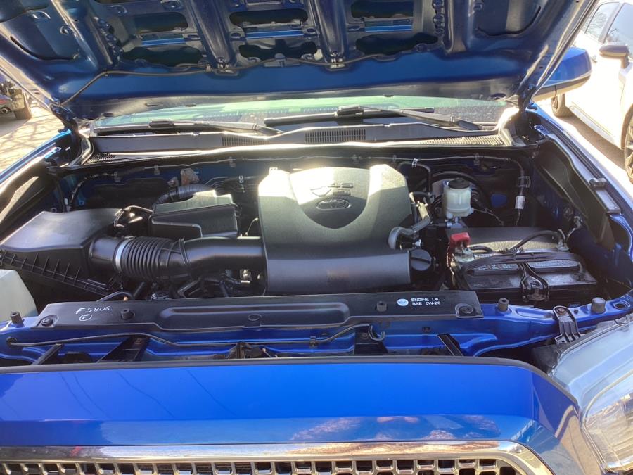 2017 Toyota Tacoma TRD Sport Double Cab 5'' Bed V6 4x4 MT (Natl), available for sale in New Haven, Connecticut | Unique Auto Sales LLC. New Haven, Connecticut 2017 Toyota Tacoma TRD Sport Double Cab 5'' Bed V6 4x4 MT (Natl), available for sale in New Haven, Connecticut | Unique Auto Sales LLC. New Haven, Connecticut
