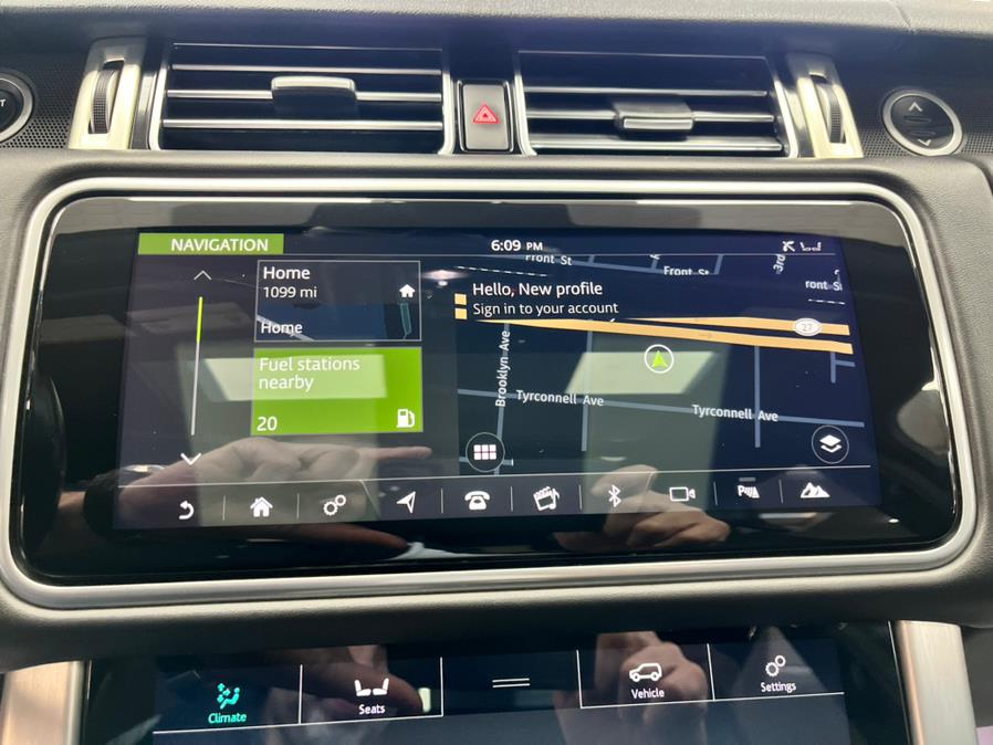 2019 Land Rover Range Rover V6 Supercharged HSE SWB, available for sale in Massapequa Park, New York | Power Motors East. Massapequa Park, New York 2019 Land Rover Range Rover V6 Supercharged HSE SWB, available for sale in Massapequa Park, New York | Power Motors East. Massapequa Park, New York