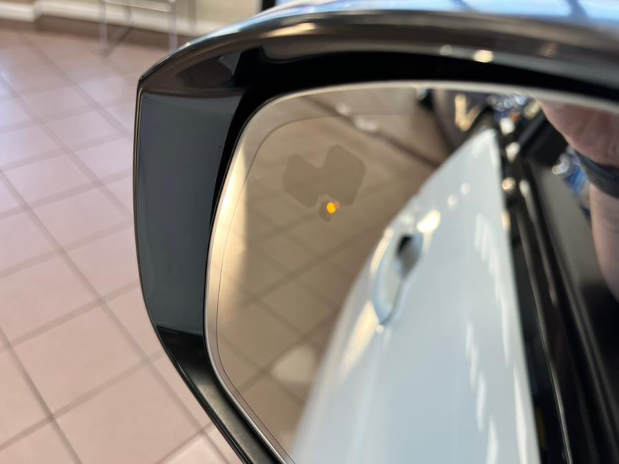 2019 Land Rover Range Rover V6 Supercharged HSE SWB, available for sale in Massapequa Park, New York | Power Motors East. Massapequa Park, New York 2019 Land Rover Range Rover V6 Supercharged HSE SWB, available for sale in Massapequa Park, New York | Power Motors East. Massapequa Park, New York