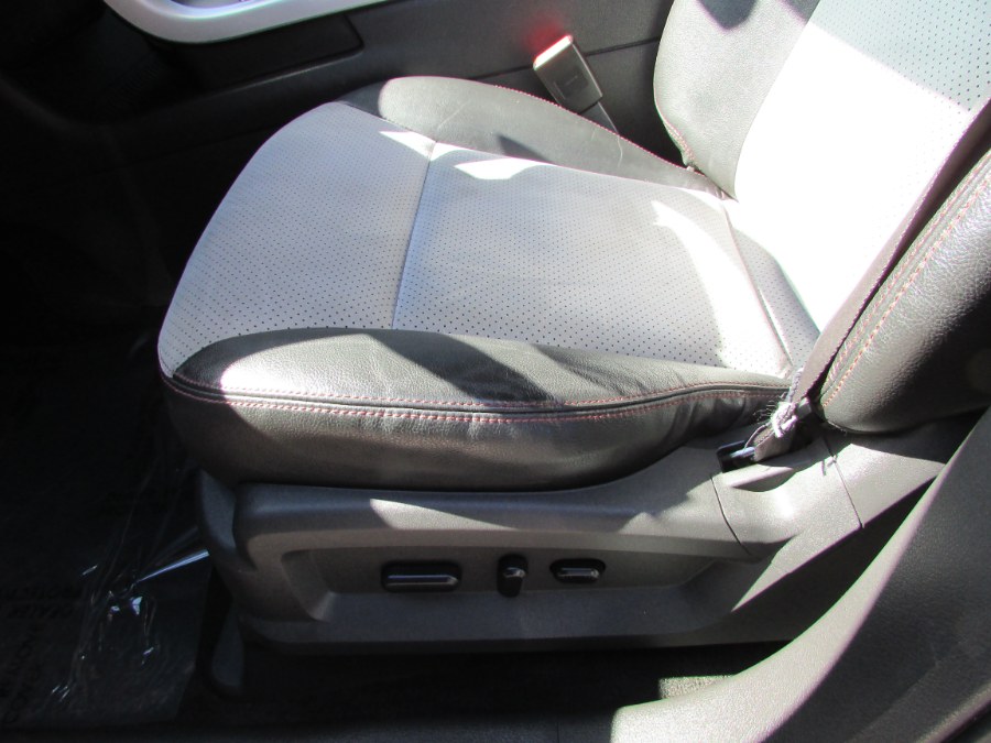 2014 Ford Edge 4dr SEL AWD, available for sale in East Windsor, Connecticut | United Auto Sales of E Windsor, Inc. East Windsor, Connecticut 2014 Ford Edge 4dr SEL AWD, available for sale in East Windsor, Connecticut | United Auto Sales of E Windsor, Inc. East Windsor, Connecticut
