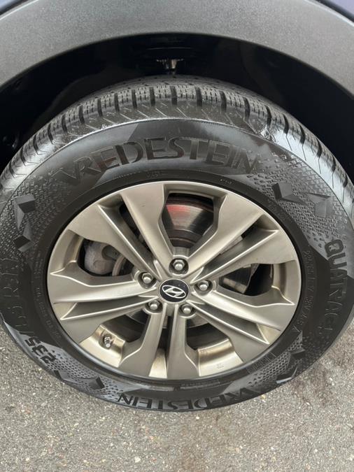 2014 Hyundai Santa Fe Sport AWD 4dr 2.4, available for sale in New Britain, Connecticut | Supreme Automotive. New Britain, Connecticut 2014 Hyundai Santa Fe Sport AWD 4dr 2.4, available for sale in New Britain, Connecticut | Supreme Automotive. New Britain, Connecticut