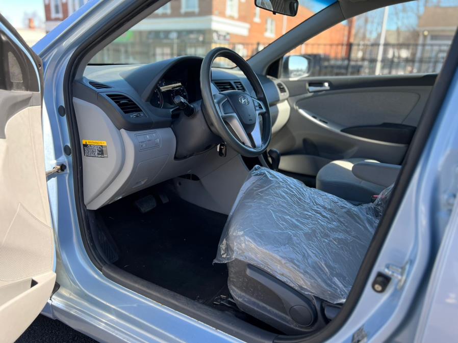 2012 Hyundai Accent 5dr HB Auto SE, available for sale in Springfield, Massachusetts | Jordan Auto Sales. Springfield, Massachusetts 2012 Hyundai Accent 5dr HB Auto SE, available for sale in Springfield, Massachusetts | Jordan Auto Sales. Springfield, Massachusetts