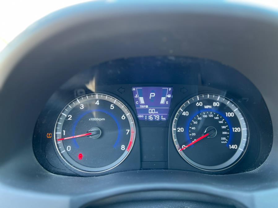 2012 Hyundai Accent 5dr HB Auto SE, available for sale in Springfield, Massachusetts | Jordan Auto Sales. Springfield, Massachusetts 2012 Hyundai Accent 5dr HB Auto SE, available for sale in Springfield, Massachusetts | Jordan Auto Sales. Springfield, Massachusetts
