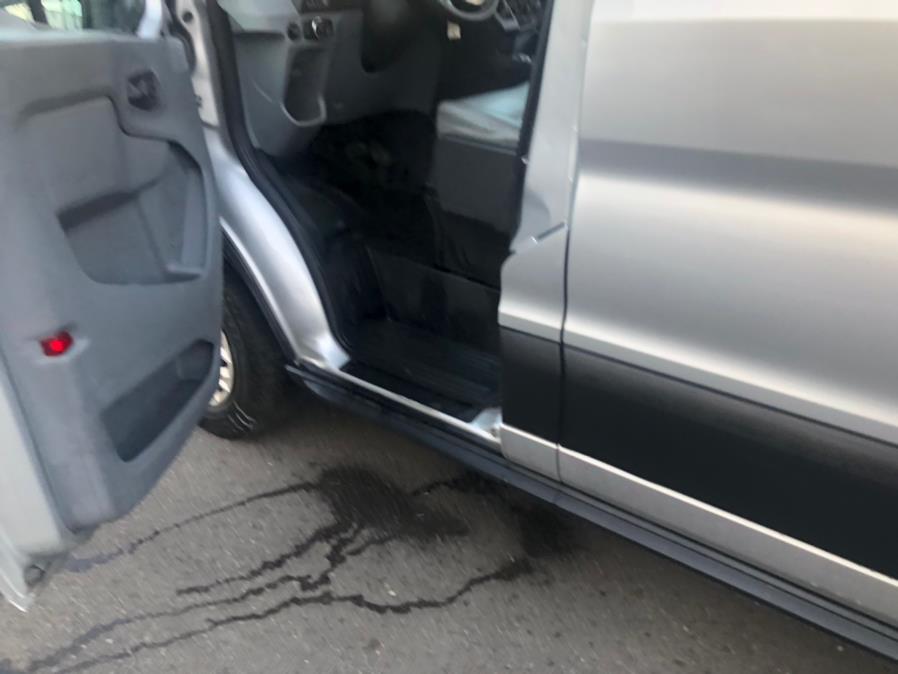 2019 Ford Transit Van T-250 148" EL Hi Rf 9000 GVWR Sliding RH Dr, available for sale in Irvington, New Jersey | Elis Motors Corp. Irvington, New Jersey 2019 Ford Transit Van T-250 148" EL Hi Rf 9000 GVWR Sliding RH Dr, available for sale in Irvington, New Jersey | Elis Motors Corp. Irvington, New Jersey