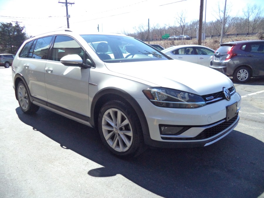 2019 Volkswagen Golf Alltrack XL, available for sale in Naugatuck, Connecticut | Riverside Motorcars, LLC. Naugatuck, Connecticut 2019 Volkswagen Golf Alltrack XL, available for sale in Naugatuck, Connecticut | Riverside Motorcars, LLC. Naugatuck, Connecticut