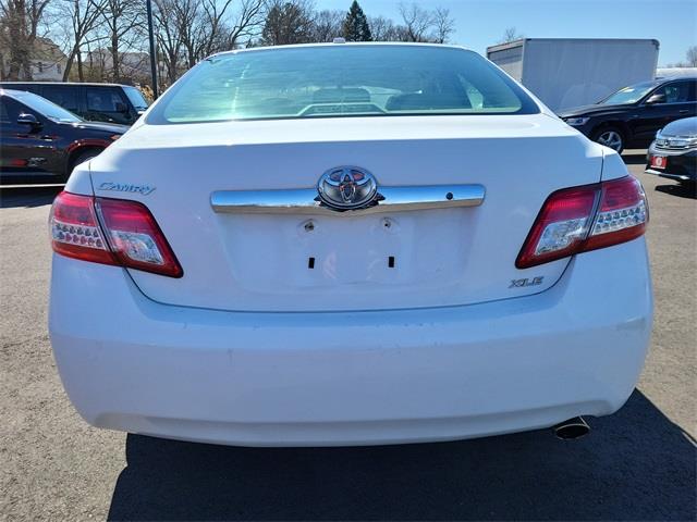 2010 Toyota Camry XLE, available for sale in Stratford, Connecticut | Wiz Leasing Inc. Stratford, Connecticut 2010 Toyota Camry XLE, available for sale in Stratford, Connecticut | Wiz Leasing Inc. Stratford, Connecticut