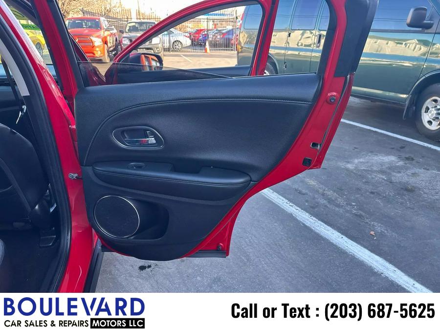 2017 Honda Hr-v EX-L w/Navigation Sport Utility 4D, available for sale in New Haven, Connecticut | Boulevard Motors LLC. New Haven, Connecticut 2017 Honda Hr-v EX-L w/Navigation Sport Utility 4D, available for sale in New Haven, Connecticut | Boulevard Motors LLC. New Haven, Connecticut