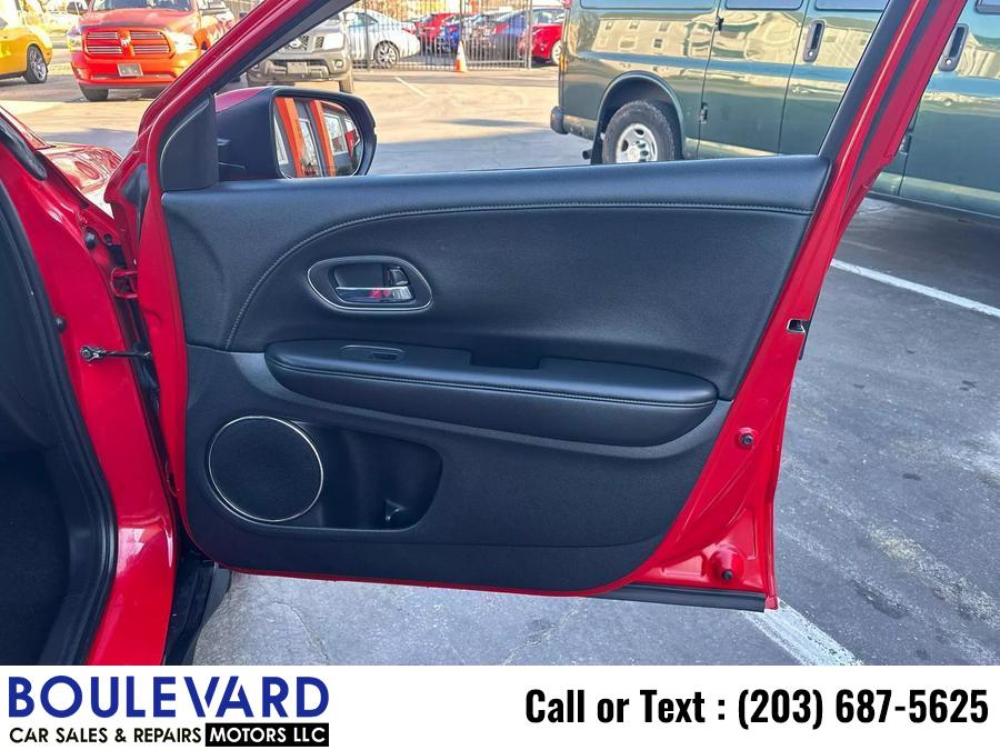 2017 Honda Hr-v EX-L w/Navigation Sport Utility 4D, available for sale in New Haven, Connecticut | Boulevard Motors LLC. New Haven, Connecticut 2017 Honda Hr-v EX-L w/Navigation Sport Utility 4D, available for sale in New Haven, Connecticut | Boulevard Motors LLC. New Haven, Connecticut