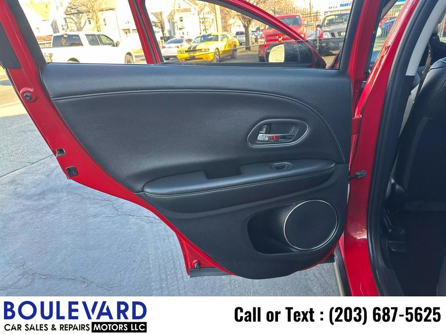 2017 Honda Hr-v EX-L w/Navigation Sport Utility 4D, available for sale in New Haven, Connecticut | Boulevard Motors LLC. New Haven, Connecticut 2017 Honda Hr-v EX-L w/Navigation Sport Utility 4D, available for sale in New Haven, Connecticut | Boulevard Motors LLC. New Haven, Connecticut