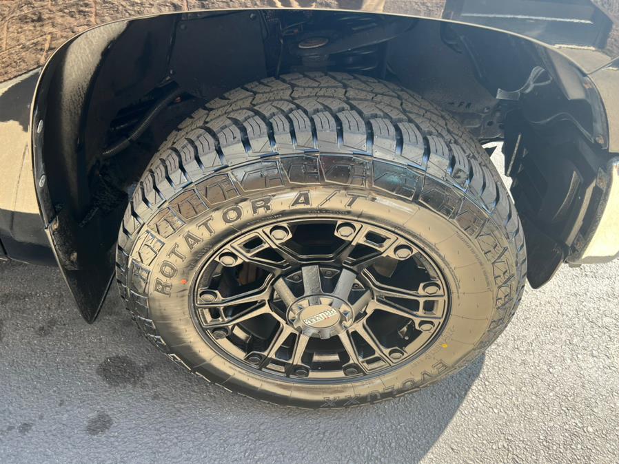2016 Toyota Tundra 4WD Truck Double Cab 4.6L V8 6-Spd AT SR5 (Natl), available for sale in East Windsor, Connecticut | Century Auto And Truck. East Windsor, Connecticut 2016 Toyota Tundra 4WD Truck Double Cab 4.6L V8 6-Spd AT SR5 (Natl), available for sale in East Windsor, Connecticut | Century Auto And Truck. East Windsor, Connecticut