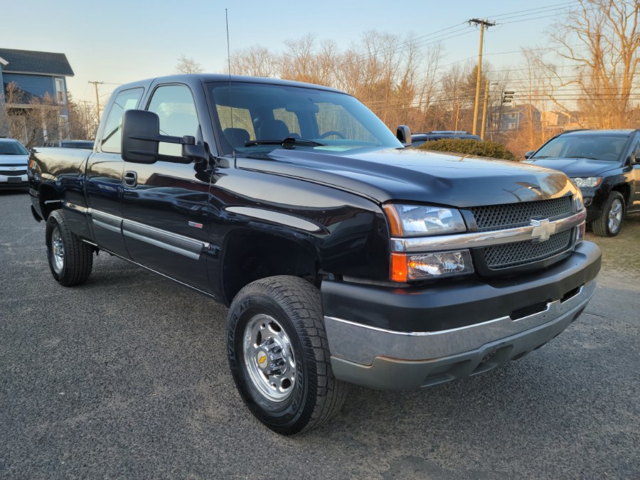 2005 Chevrolet Silverado 2500HD LS 4WD Extended Cab 6.6 Duramax Diesel, available for sale in East Windsor, Connecticut | Toro Auto. East Windsor, Connecticut 2005 Chevrolet Silverado 2500HD LS 4WD Extended Cab 6.6 Duramax Diesel, available for sale in East Windsor, Connecticut | Toro Auto. East Windsor, Connecticut