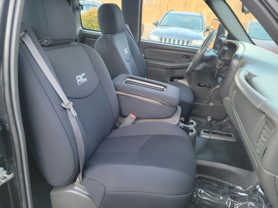 2005 Chevrolet Silverado 2500HD LS 4WD Extended Cab 6.6 Duramax Diesel, available for sale in East Windsor, Connecticut | Toro Auto. East Windsor, Connecticut 2005 Chevrolet Silverado 2500HD LS 4WD Extended Cab 6.6 Duramax Diesel, available for sale in East Windsor, Connecticut | Toro Auto. East Windsor, Connecticut