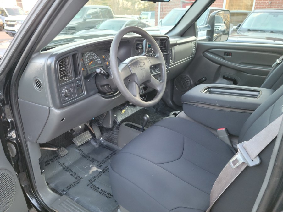 2005 Chevrolet Silverado 2500HD LS 4WD Extended Cab 6.6 Duramax Diesel, available for sale in East Windsor, Connecticut | Toro Auto. East Windsor, Connecticut 2005 Chevrolet Silverado 2500HD LS 4WD Extended Cab 6.6 Duramax Diesel, available for sale in East Windsor, Connecticut | Toro Auto. East Windsor, Connecticut