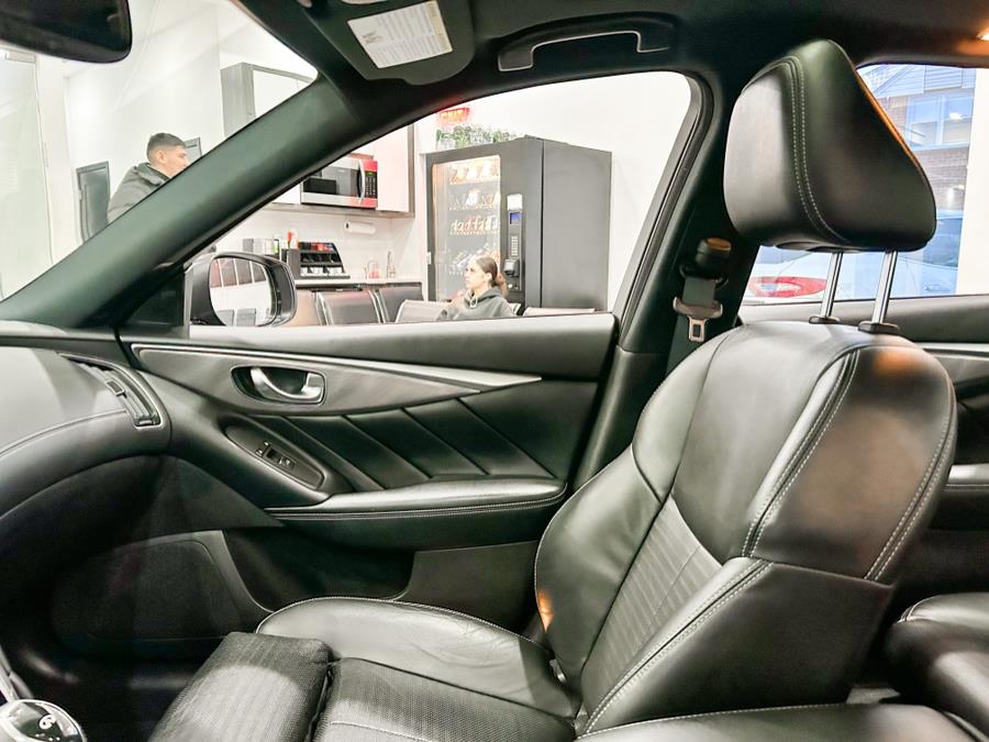 2020 INFINITI Q50 3.0t SIGNITURE EDITION AWD, available for sale in Franklin Square, New York | Luxury Motor Club. Franklin Square, New York 2020 INFINITI Q50 3.0t SIGNITURE EDITION AWD, available for sale in Franklin Square, New York | Luxury Motor Club. Franklin Square, New York