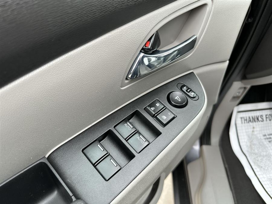 2016 Honda Odyssey 5dr SE, available for sale in Elida, Ohio | Josh's All Under Ten LLC. Elida, Ohio 2016 Honda Odyssey 5dr SE, available for sale in Elida, Ohio | Josh's All Under Ten LLC. Elida, Ohio
