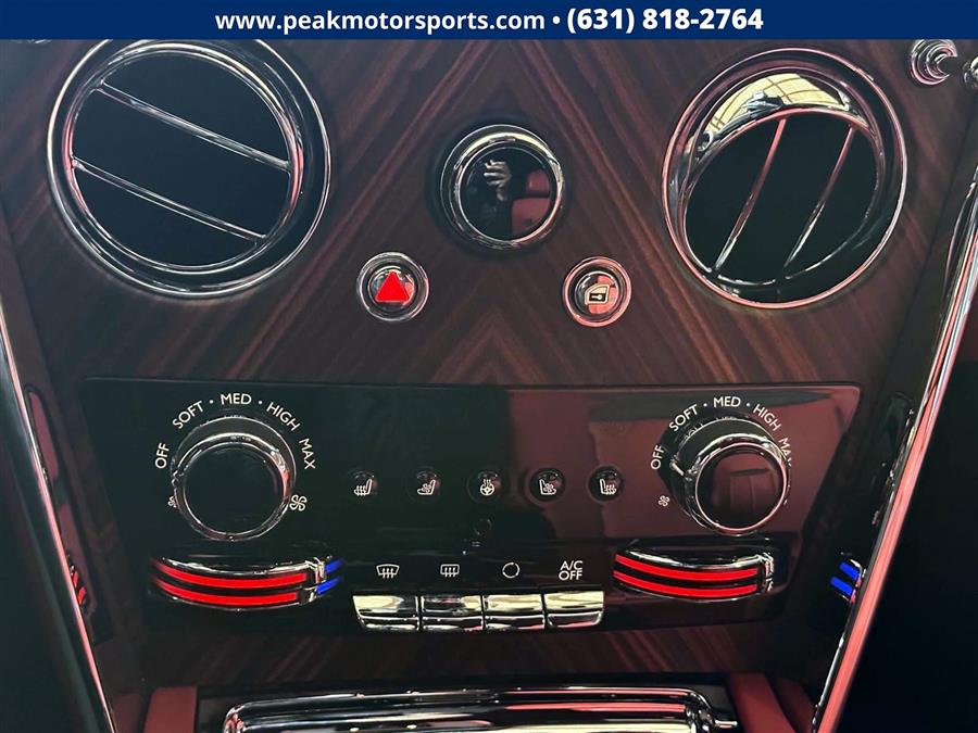 2019 Rolls-Royce Cullinan Sport Utility, available for sale in Bayshore, New York | Peak Automotive Inc.. Bayshore, New York 2019 Rolls-Royce Cullinan Sport Utility, available for sale in Bayshore, New York | Peak Automotive Inc.. Bayshore, New York