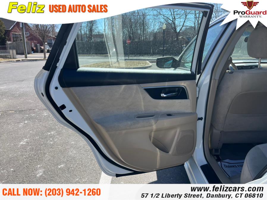 2013 Nissan Altima 4dr Sdn I4 2.5 SV, available for sale in Danbury, Connecticut | Feliz Used Auto Sales. Danbury, Connecticut 2013 Nissan Altima 4dr Sdn I4 2.5 SV, available for sale in Danbury, Connecticut | Feliz Used Auto Sales. Danbury, Connecticut