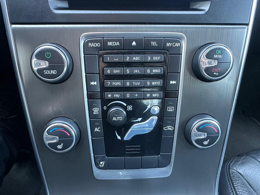 2014 Volvo S60 4dr Sdn T5 Premier FWD, available for sale in Manchester, Connecticut | Carsonmain LLC. Manchester, Connecticut 2014 Volvo S60 4dr Sdn T5 Premier FWD, available for sale in Manchester, Connecticut | Carsonmain LLC. Manchester, Connecticut