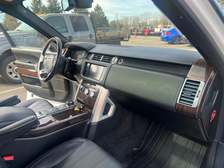 2016 Land Rover Range Rover 4WD 4dr HSE, available for sale in Berlin, Connecticut | Tru Auto Mall. Berlin, Connecticut 2016 Land Rover Range Rover 4WD 4dr HSE, available for sale in Berlin, Connecticut | Tru Auto Mall. Berlin, Connecticut