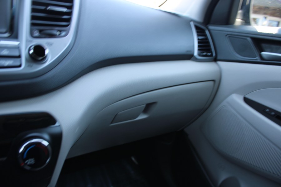 2016 Hyundai Tucson AWD 4dr SE, available for sale in Plantsville, Connecticut | Auto House of Luxury. Plantsville, Connecticut 2016 Hyundai Tucson AWD 4dr SE, available for sale in Plantsville, Connecticut | Auto House of Luxury. Plantsville, Connecticut